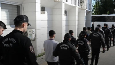 Mersin&rsquo;de dolandırıcılık şebekesi &ccedil;&ouml;kertildi