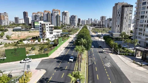 Mersin&rsquo;de yollar yenileniyor
