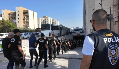 Mersin&rsquo;deki 7 milyar 640 milyon TL&rsquo;lik yasa dışı bahis operasyonunda 30 tutuklama