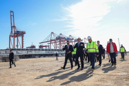 Mersin Limanı&rsquo;nda genişletme &ccedil;alışmaları devam ediyor
