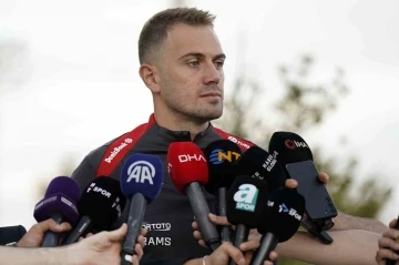 Mert G&uuml;nok: &ldquo;En b&uuml;y&uuml;k hedefimiz D&uuml;nya Kupası&rsquo;na katılmak&rdquo;