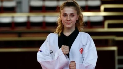 Merve Din&ccedil;el Kavurat D&uuml;nya Şampiyonu