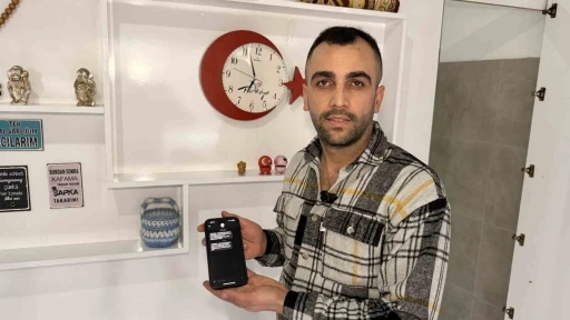 Mesajı g&ouml;r&uuml;nce paniğe kapıldı, aracını kapıda g&ouml;r&uuml;nce rahatladı
