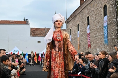 Mesir Festivali K&uuml;lt&uuml;r Defilesi b&uuml;y&uuml;ledi