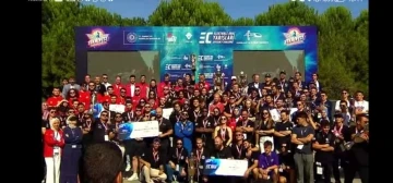 Meslek lisesi &ouml;ğrencileri SafranTech aracıyla T&uuml;rkiye ikincisi oldu
