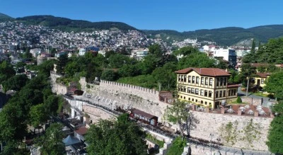Meteoroloji a&ccedil;ıkladı: Bursalılar haftanın son g&uuml;n&uuml; g&uuml;neşi g&ouml;recek 