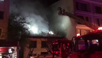 Metruk bina yangını itfaiyeyi harekete ge&ccedil;irdi
