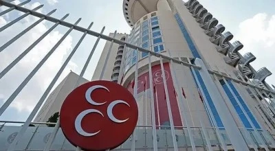 MHP'de bir il ve 13 il&ccedil;e teşkilatı feshedildi