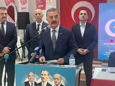 MHP'li B&uuml;y&uuml;kataman Gemlik'te 'Ter&ouml;rs&uuml;z T&uuml;rkiye' konusunda konuştu