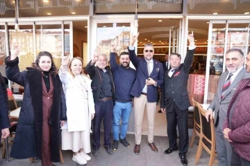 MHP&rsquo;li Karabulut&rsquo;tan G&ouml;lbaşı esnafına ziyaret
