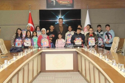 Milletvekili Şan, &ouml;zel &ouml;ğrencileri TBMM&rsquo;de ağırladı
