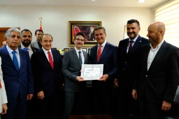 Milletvekili Sarıg&uuml;l mazbatasını aldı
