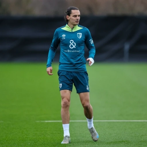 Milli futbolcu Enes &Uuml;nal&rsquo;ın &ccedil;apraz bağı yırtıldı!
