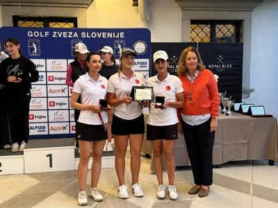 Milli golf&ccedil;&uuml;lerden 1 altın, 1 g&uuml;m&uuml;ş madalya