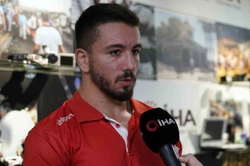 Milli g&uuml;reş&ccedil;i Polat Polat&ccedil;ı, d&uuml;nya ve Avrupa şampiyonlukları hedefliyor
