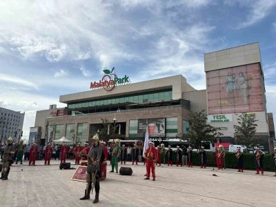 Milli Savunma Bakanlığı Mehteran Birliği&rsquo;nden Malatya&rsquo;da coşkulu konser
