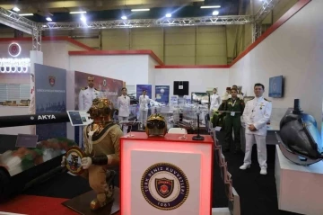 Milli Savunma Bakanlığı &uuml;r&uuml;nleri İDEF&rsquo;te sergilendi

