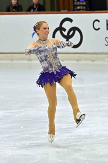 Milli sporcu Naz Arıcı, beşinci kez d&uuml;nya şampiyonluğunu sırtladı
