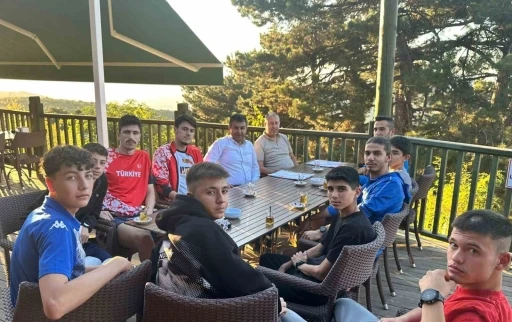 Milli sporcular, Murat Dağı&rsquo;nda kampa girdi
