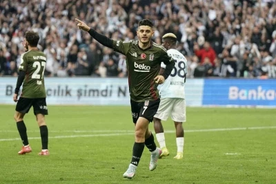 Milot Rashica ligde 10 ma&ccedil; sonra gol attı
