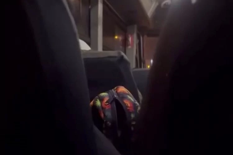 Minib&uuml;ste beddua skandalı