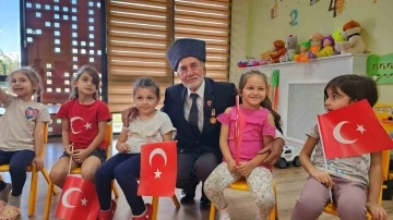 Minik &ouml;ğrenciler gazilerle buluştu
