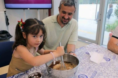 Minik şeflerden Annelere tatlı s&uuml;rpriz
