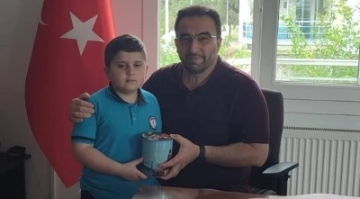 Minik y&uuml;rekten b&uuml;y&uuml;k bağış
