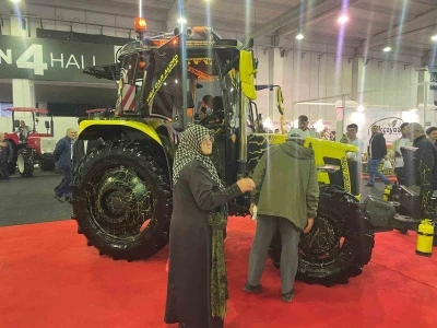 Modifiye trakt&ouml;rler Bursa Tarım Fuarı&rsquo;nın ilgi odağı oldu