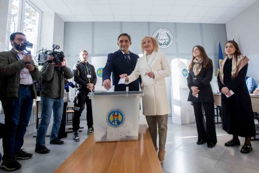 Moldova&rsquo;da halk ikinci tur cumhurbaşkanlığı se&ccedil;imleri i&ccedil;in sandık başında
