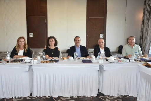 Momtalks, &Ouml;zel Bursa K&uuml;lt&uuml;r Okulları'nın ev sahipliğinde 5 Ekim'de Bursa'da