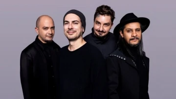 Mor ve &Ouml;tesi&rsquo;nden yılın son konseri
