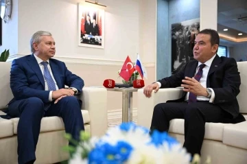 Moskova H&uuml;k&uuml;met Bakanı ile Başkan B&ouml;cek iş birlikleri hakkında g&ouml;r&uuml;ş alış verişinde bulundu