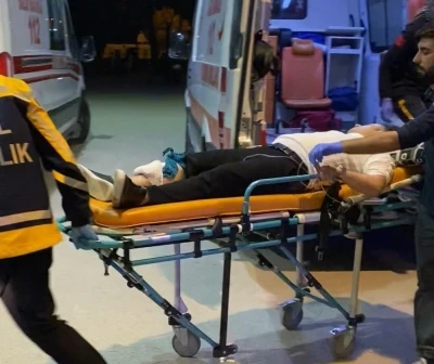 Motosikletli saldırgan &ccedil;iğ k&ouml;fteciye ateş a&ccedil;tı: 1 yaralı
