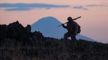 MSB: Irak ve Suriye'nin kuzeyi dahil son bir haftada 87 ter&ouml;rist etkisiz hale getirildi