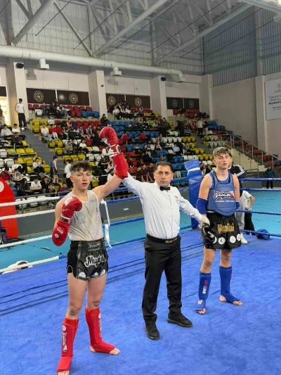 Muay Thai sporcularından T&uuml;rkiye Şampiyonası&rsquo;nda 7 madalya
