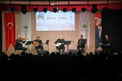 M&uuml;badele t&uuml;rk&uuml;leri Bursa'da seslendirildi