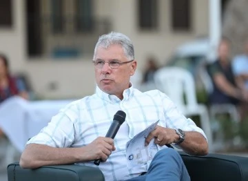 Mudanya Belediye Başkanı Deniz Dalgı&ccedil;: Yalvarıyorum sokak hayvanlarını sahiplenin 