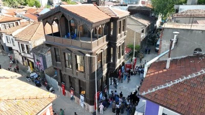 Mudanya'da Cumhuriyet Galerisi kapılarını a&ccedil;ıyor