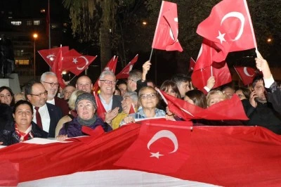 Mudanya'da denizden karaya Cumhuriyet Bayramı kutlamaları