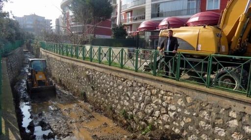 Mudanya Kara Dere&rsquo;de temizlik &ccedil;alışmaları başladı