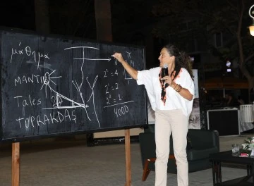 Mudanya Kitap Fuarı'nda bilim ve k&uuml;lt&uuml;r i&ccedil; i&ccedil;e