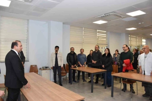 M&uuml;d&uuml;r Şenkul, Nazilli&rsquo;de sağlık &ccedil;alışanlarıyla bir araya geldi
