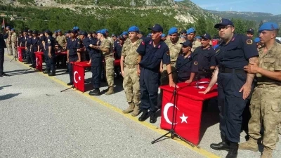 Muğla&rsquo;da 64 engelli birey yemin ederek bir g&uuml;nl&uuml;ğ&uuml;ne asker oldu
