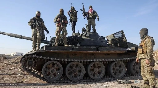 Muhalifler Şam'ın banliy&ouml;lerine girmeye başladı