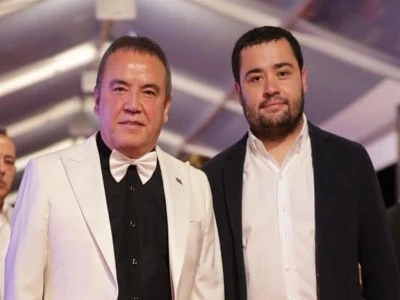 Muhittin B&ouml;cek ile oğlu G&ouml;khan B&ouml;cek'ten &ccedil;arpıcı a&ccedil;ıklamalar!