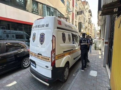 Muhtar, masaj salonunda &ouml;l&uuml; bulundu