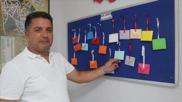 Muhtar "zarflarla" 600 kişinin y&uuml;z&uuml;n&uuml; g&uuml;ld&uuml;rd&uuml;