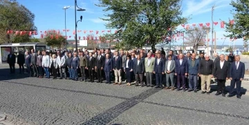 Muhtarlar G&uuml;n&uuml; t&ouml;renle kutlandı
