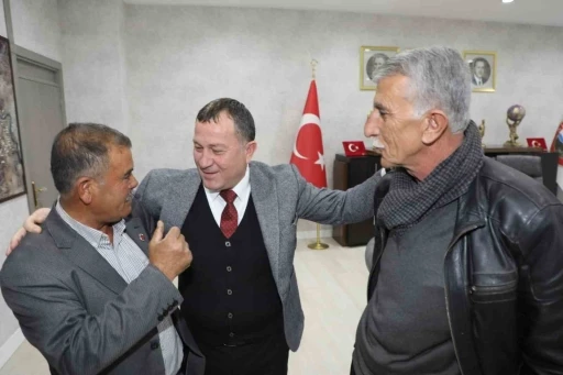 Muhtarlardan Başkan Doğan&rsquo;a teşekk&uuml;r ziyareti
